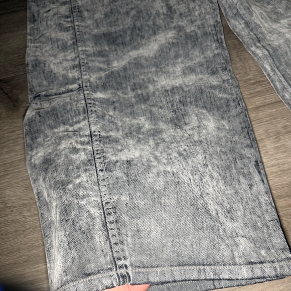 The Kenna mid rise heritage barrel jeans by Pilcro velvet edition - Picture 7 of 13